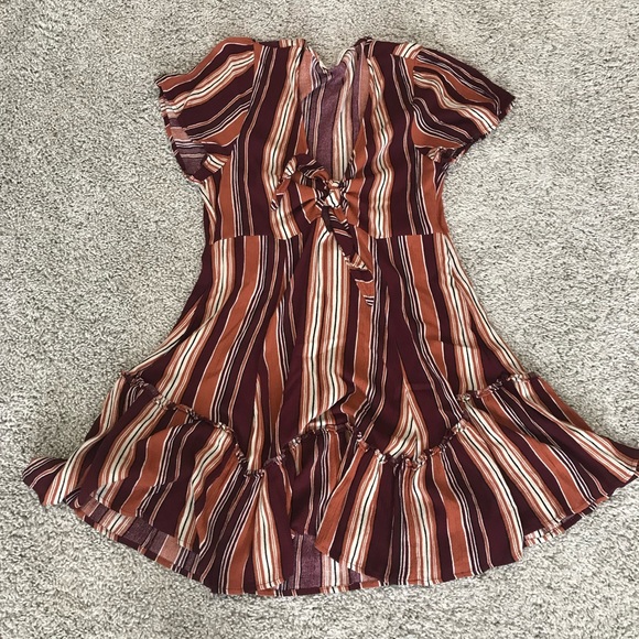 Dress - Picture 3 of 11